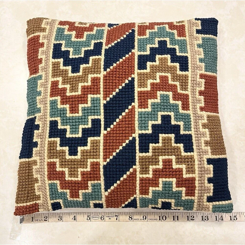 Vervaco Needlepoint Throw Pillow Cushion Tribal Aztec Navajo Geometric 15x15